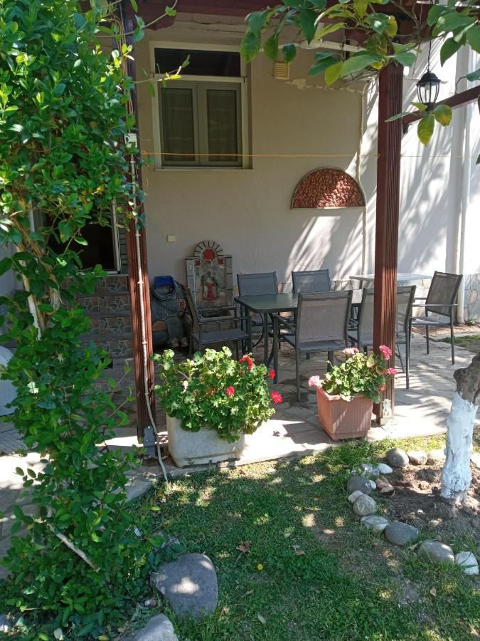 דירות Néa Péramos Sofia'S Garden מראה חיצוני תמונה