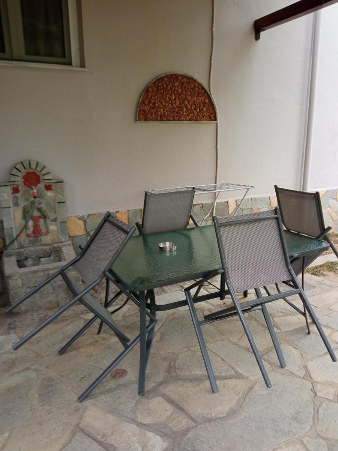 דירות Néa Péramos Sofia'S Garden מראה חיצוני תמונה